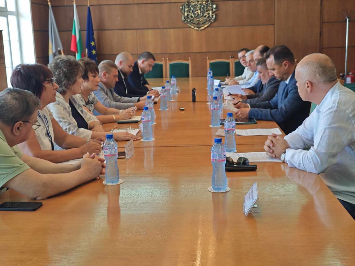 Народни представители подкрепиха ключови проекти в Плевен и областта._669e504b39ee9.jpeg