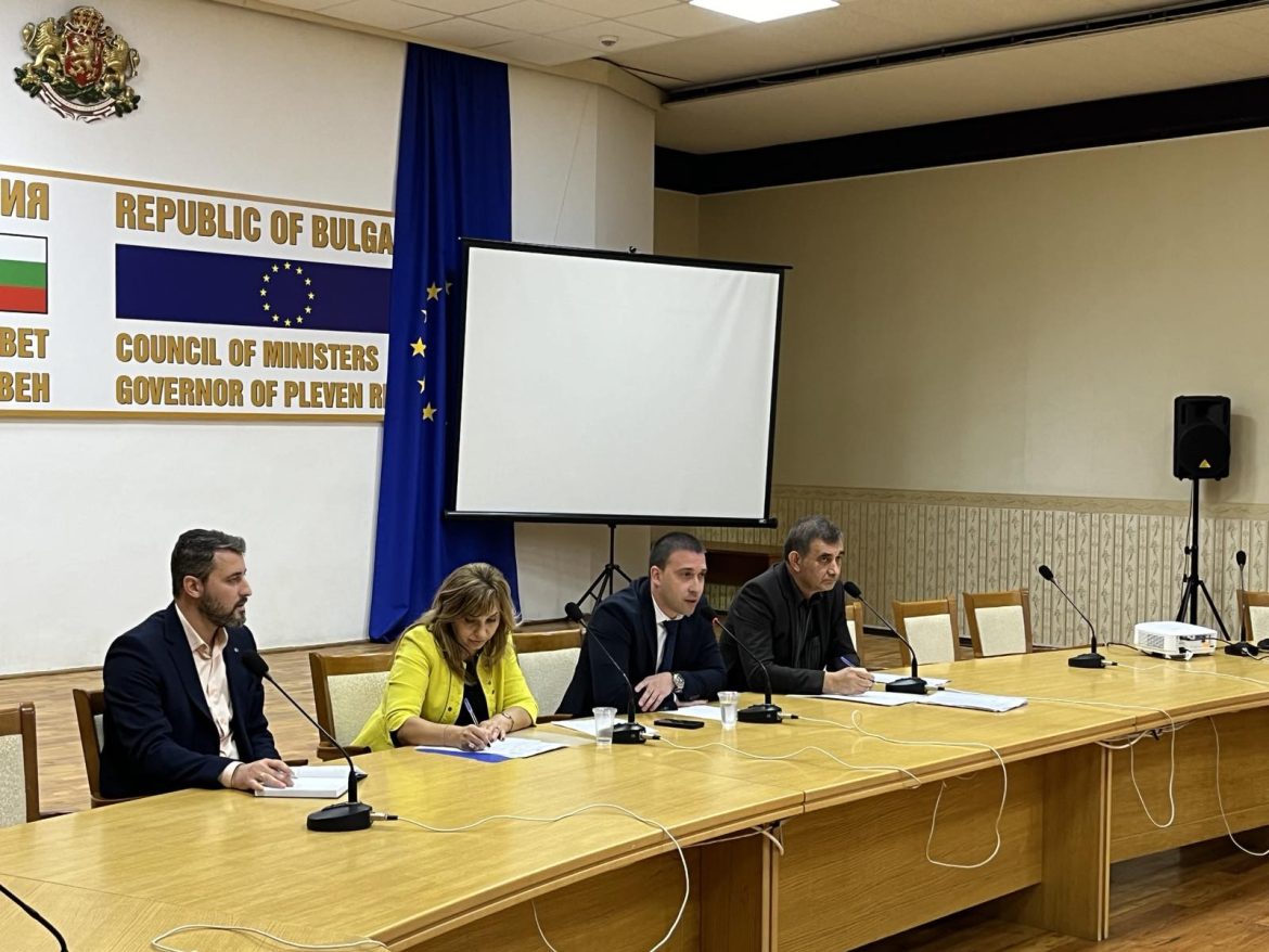 Заседание в Плевен съгласува програми за намаляване на бедствия._672cca37cd2a5.jpeg