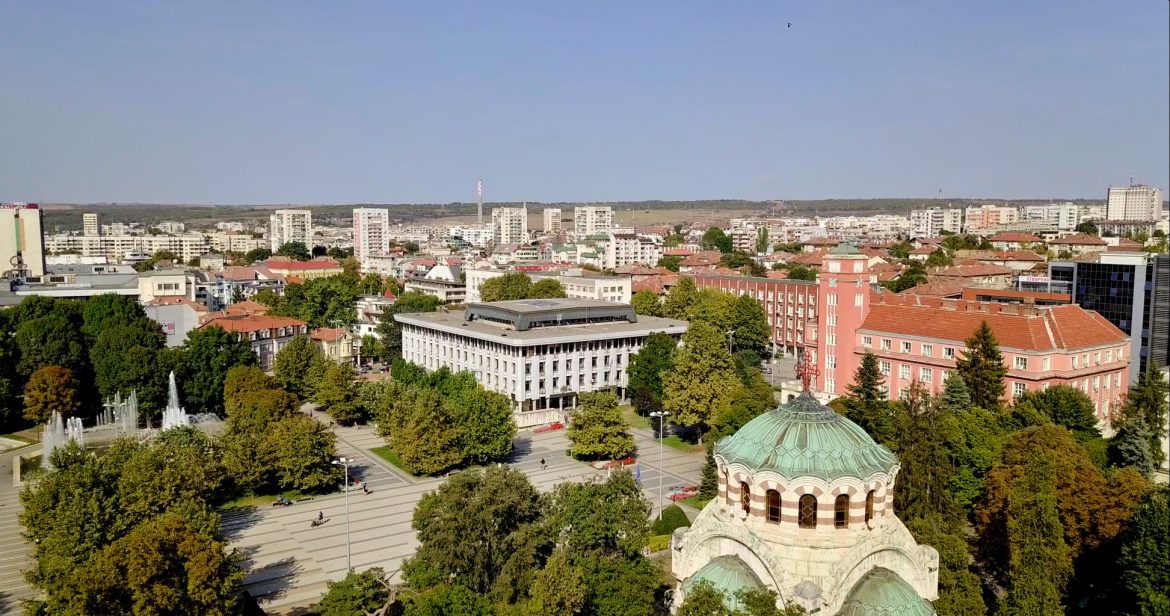 Общински съвет Плевен прие промени в инвестиционната програма за 2024 година_67405f1632870.jpeg