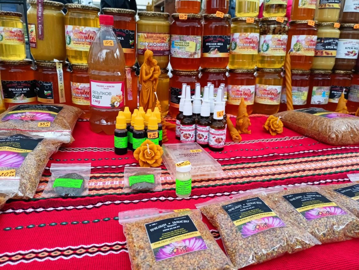 В Плевен откриха второто издание на Празника на пчелните продукти_67488187e17e1.jpeg
