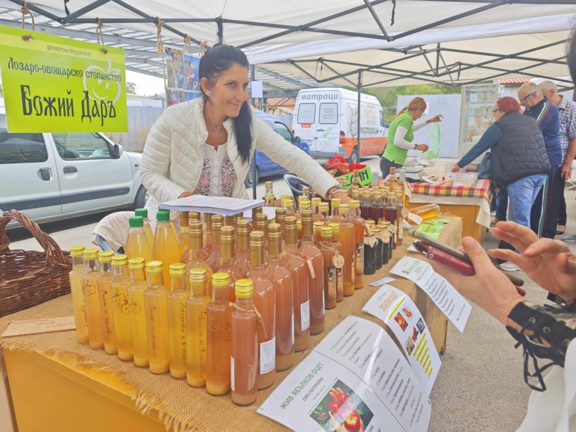 Фермерски пазар в Плевен: Коледно издание с български продукти този петък._67642c296cf6c.jpeg