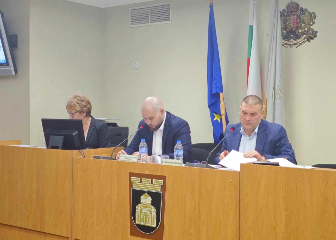 Таксата за битови отпадъци в Плевен остава непроменена през 2025 година._6763ef38c432c.jpeg