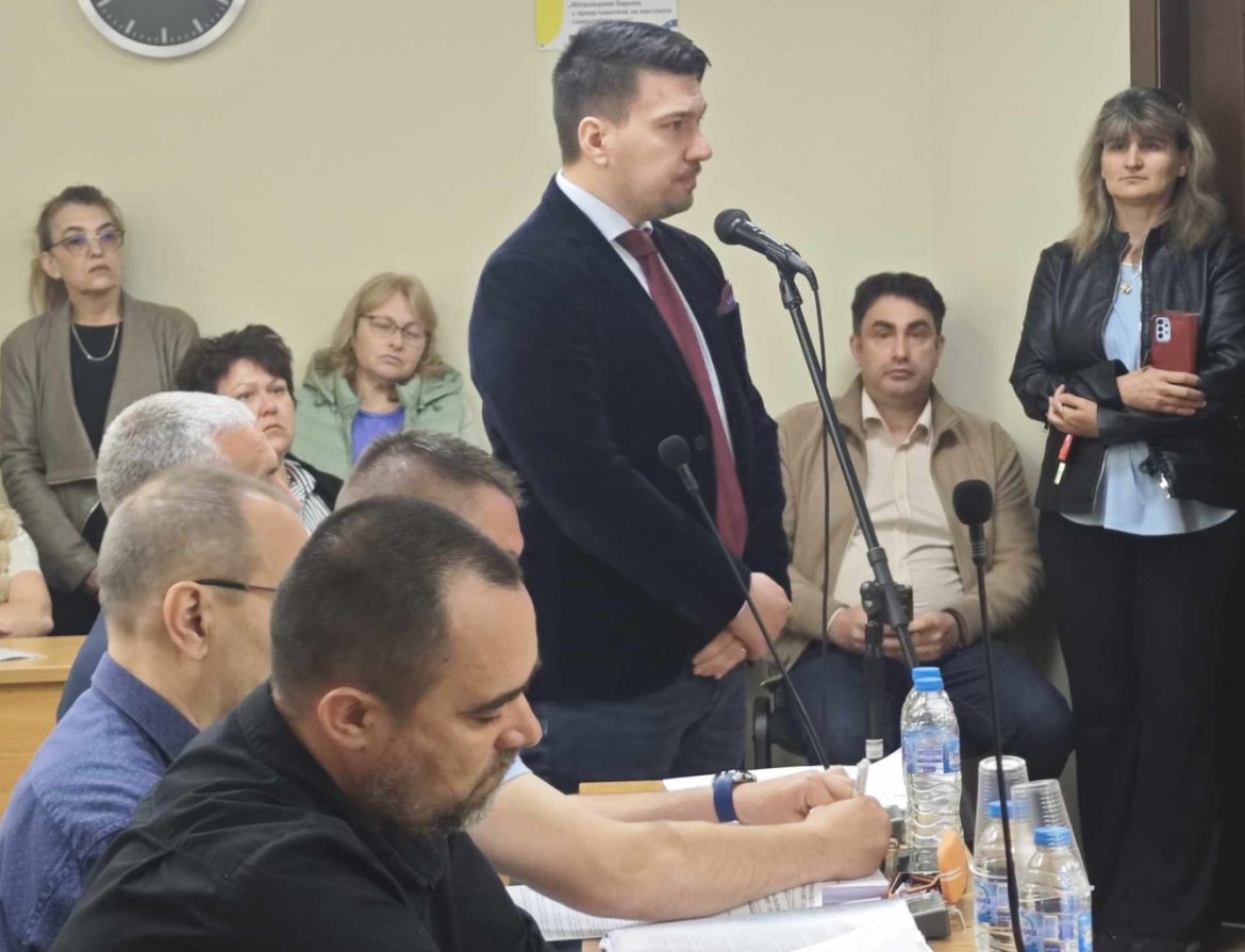 Кирил Мучев официално встъпи в длъжност като съветник в Общински съвет – Плевен._6809ffa4ca2f1.jpeg