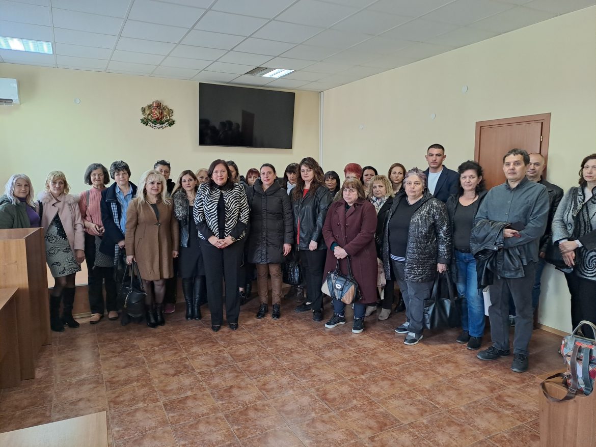 В Плевен положиха клетва нови 26 съдебни заседатели._67fd09ce60acc.jpeg