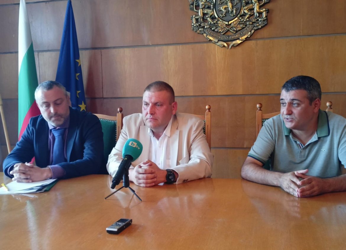 Община Плевен пренасочва финансиране за спешни ремонти на ВиК мрежата_68a3388371871.jpeg