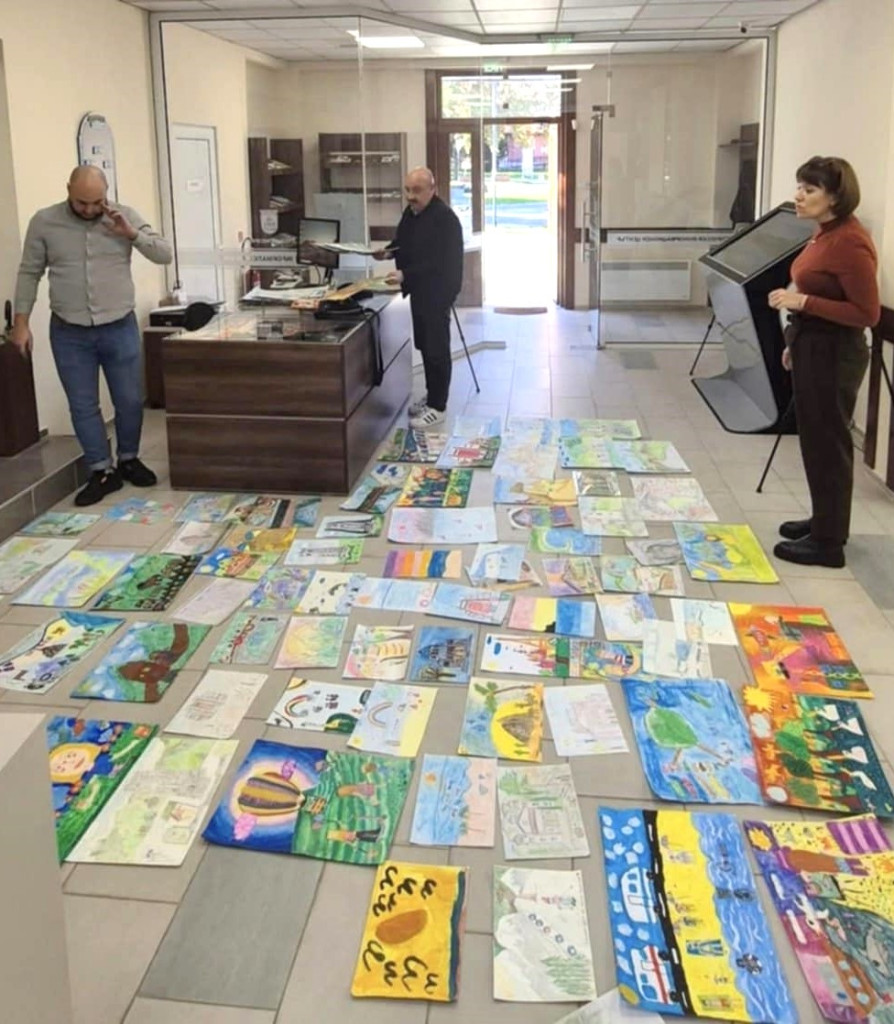 Децата показаха талант и въображение в конкурса за детска рисунка._690484f3eb235.jpeg