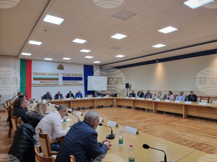 Кризисният щаб по безводието в Плевен ще заседава месечно, съобщи областният управител Мартин Мачев; стабилизирано водоснабдяване и нови мерки за инфраструктурен ремонт_690497df42d8e.jpeg