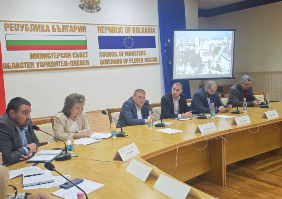 Община Плевен и МРРБ подписаха споразумения за финансиране на ВиК обекти_68fb5ade78e30.jpeg