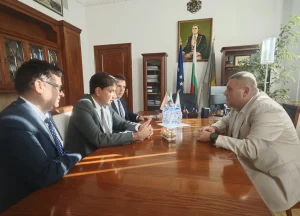 Кметът на Плевен посрещна представители на индийското посолство за сътрудничество