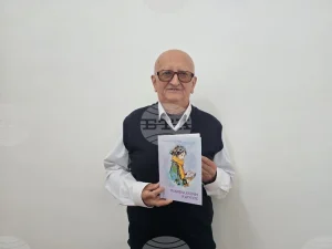 Любен Найденов представи в Плевен книгата си „Пламена, Катрин и другите“